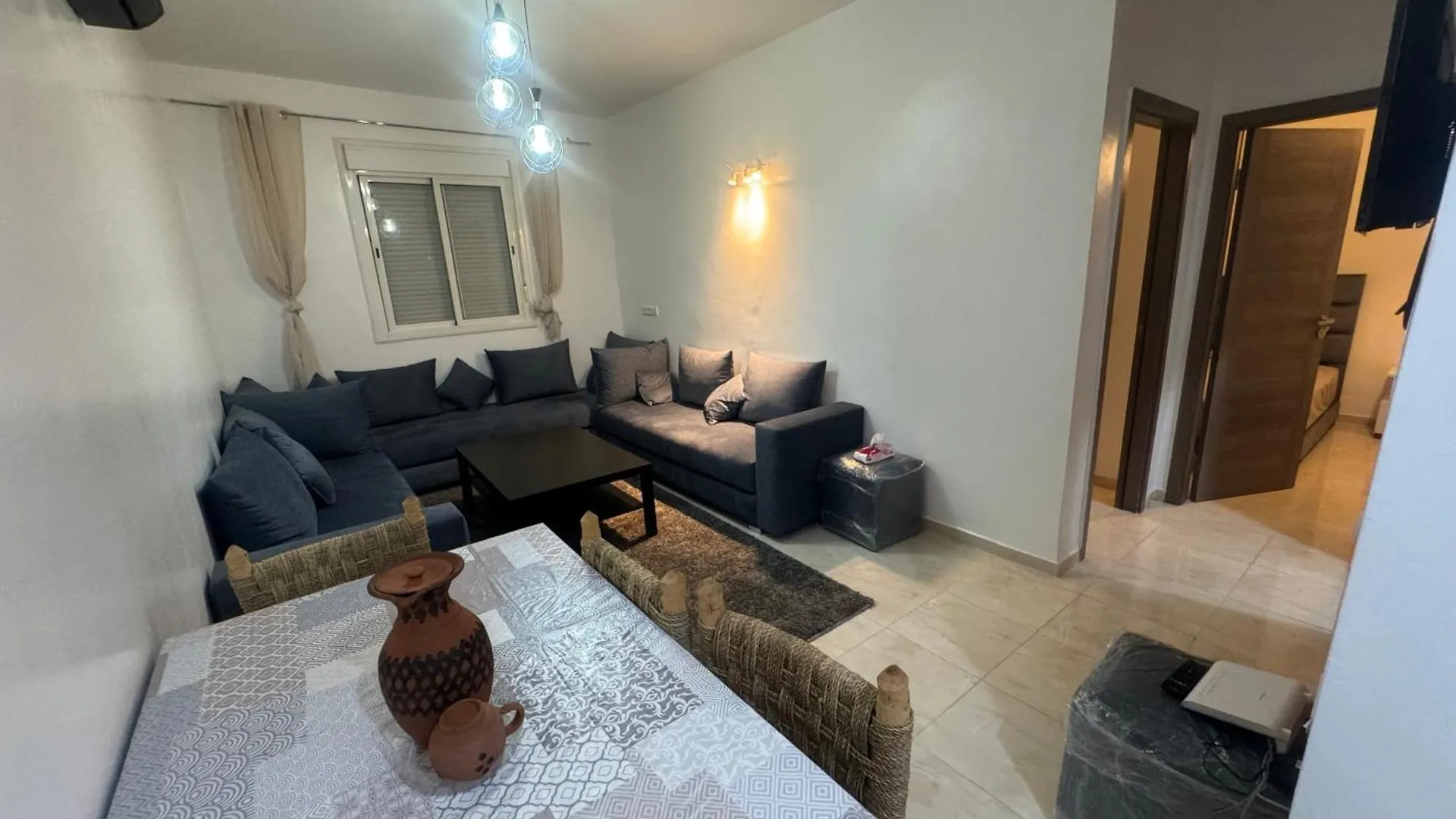 アパート Joli Appartement A Marrakech Calme マラケシュ